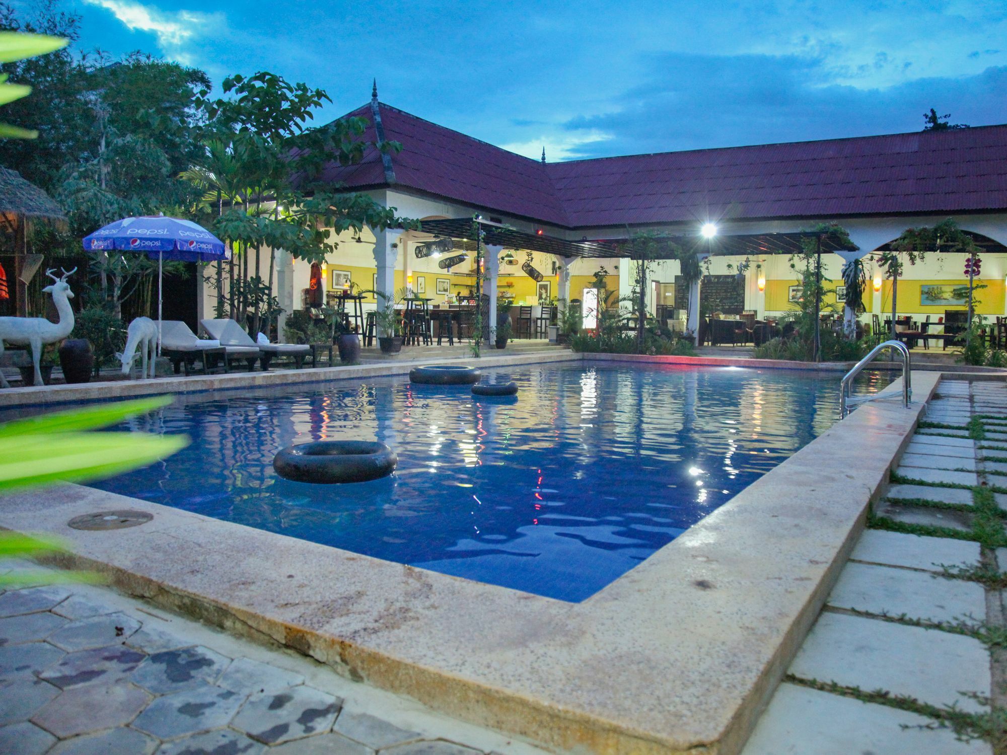Lotus Lodge Siem Reap Dış mekan fotoğraf